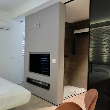 Serendipity Apartment