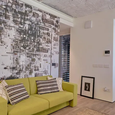 Apartment Serendipity